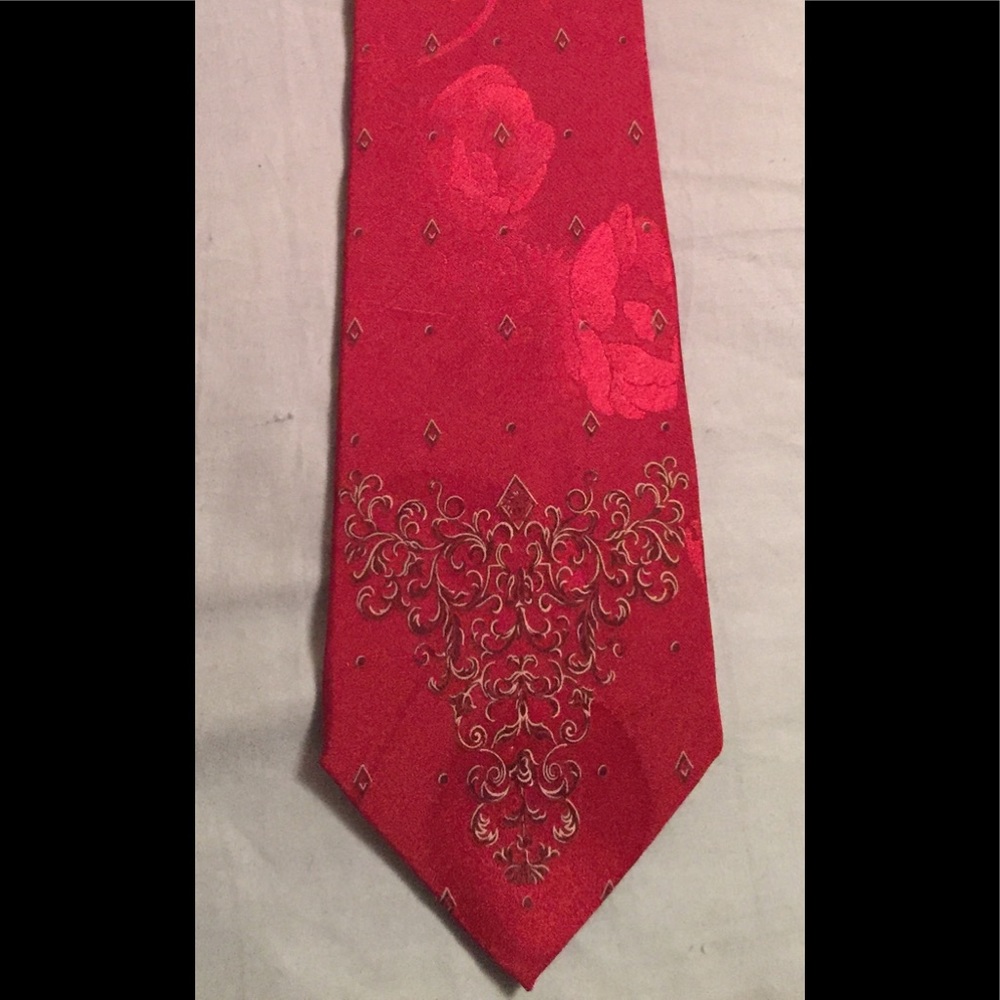 Beautiful Versace Rose Tie